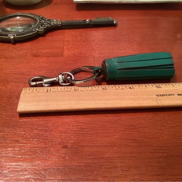 Coach - Picture 8 of 8